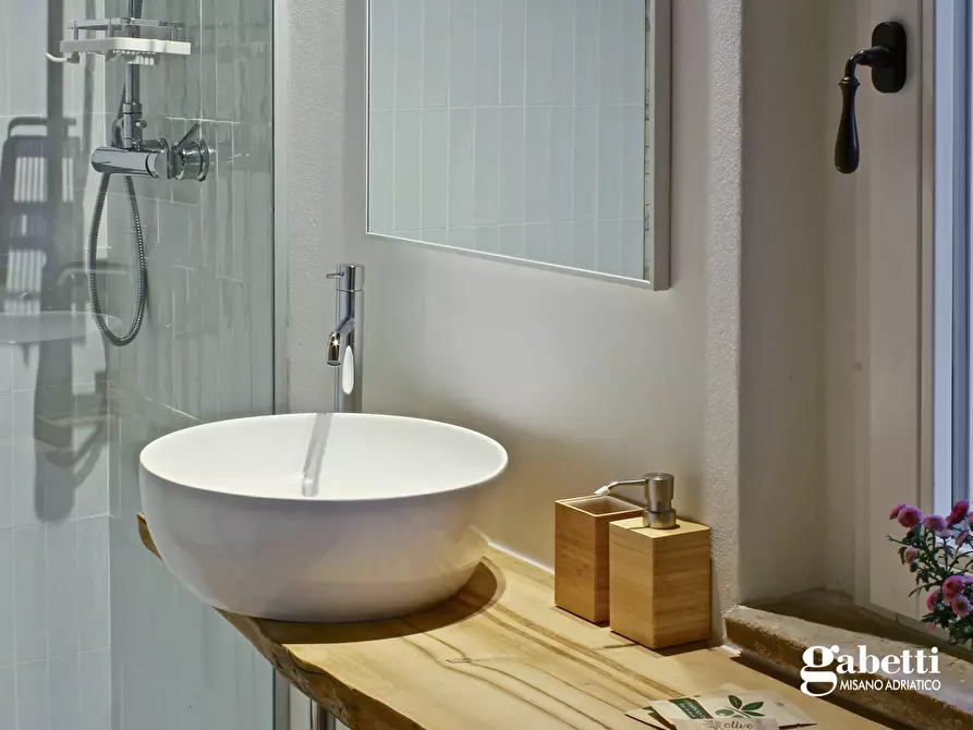 Immagine 16 di Villa in vendita  in Via Spinarello a Saludecio