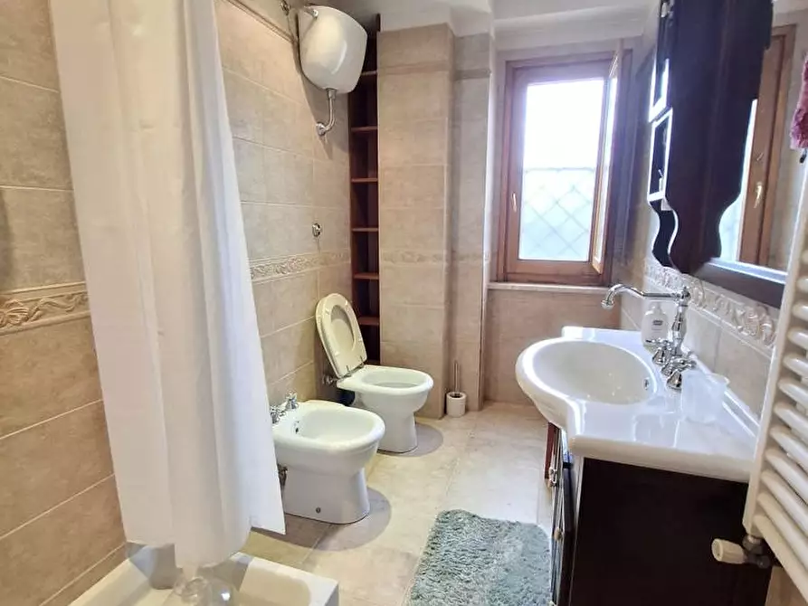 Immagine 19 di Villa in vendita  in Via INCORONATA, SNC a Sora