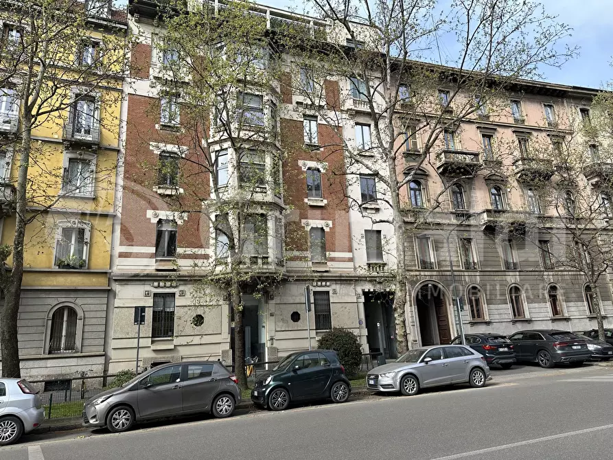 Immagine 28 di Ufficio in affitto  in Via antonio Canova, 19 a Milano