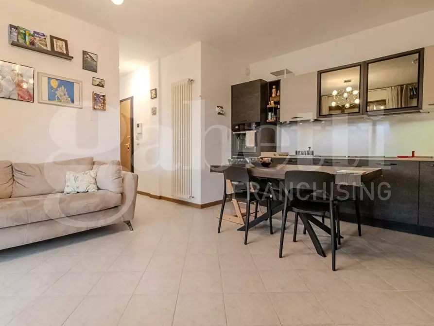 Immagine 3 di Appartamento in vendita  in Via della Costituzione, 17 a Casalecchio Di Reno