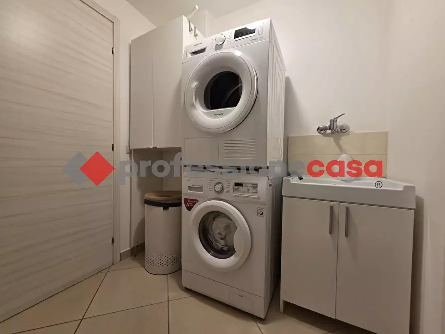 Immagine 15 di Appartamento in affitto  in Via Vincenzo Bellini a Valverde