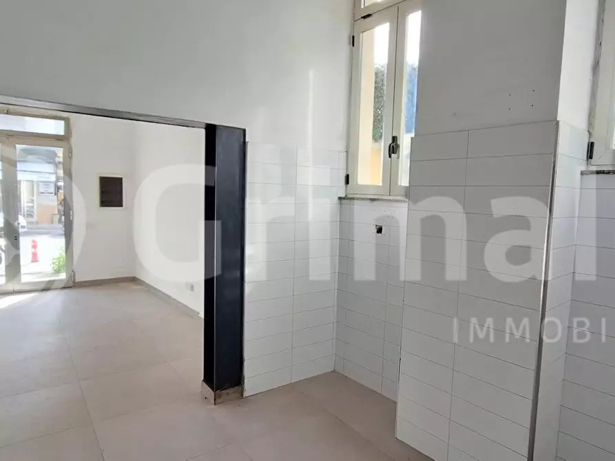 Immagine 12 di Negozio in affitto  in Via Consolare Pompea, 1561 a Messina