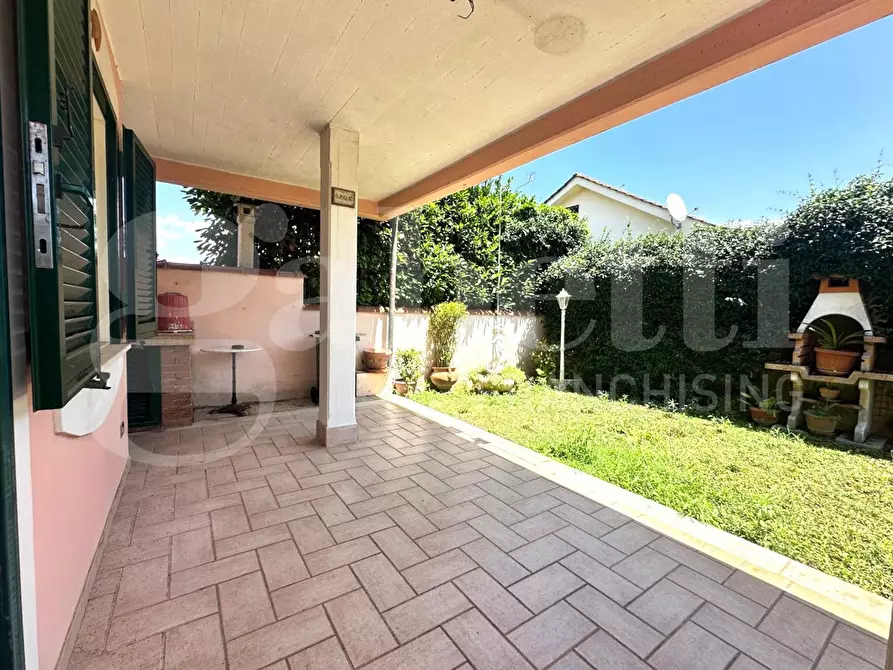 Immagine 2 di Appartamento in vendita  in Via della vergine, 7 a Ardea