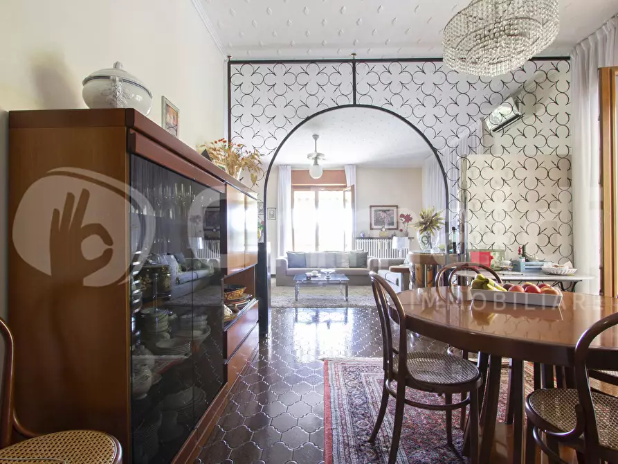 Immagine 7 di Albergo/B&B/Residence in vendita  in Via Besozzo, 12 a Mercallo