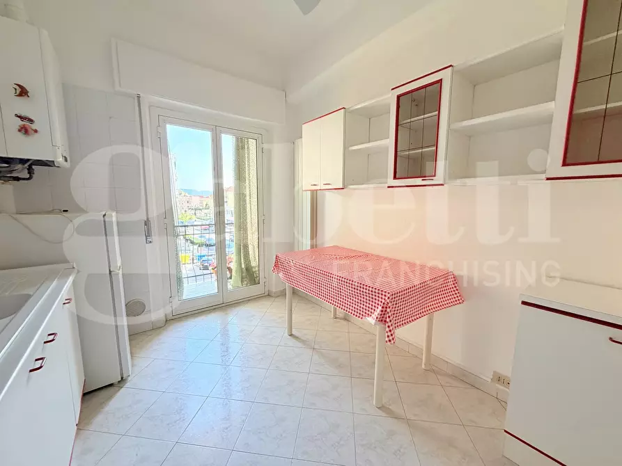 Immagine 7 di Appartamento in vendita  in Via Aurelia a Loano