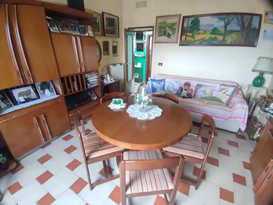 Immagine 17 di Appartamento in vendita  in Via cimarosa a Villa Literno