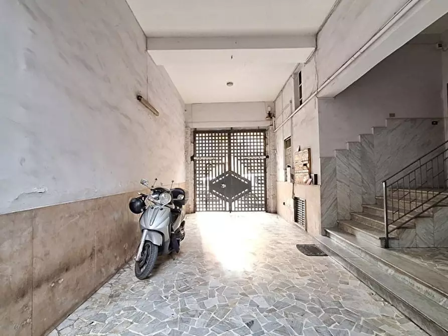 Immagine 5 di Appartamento in vendita  in Corso Campano a Giugliano In Campania