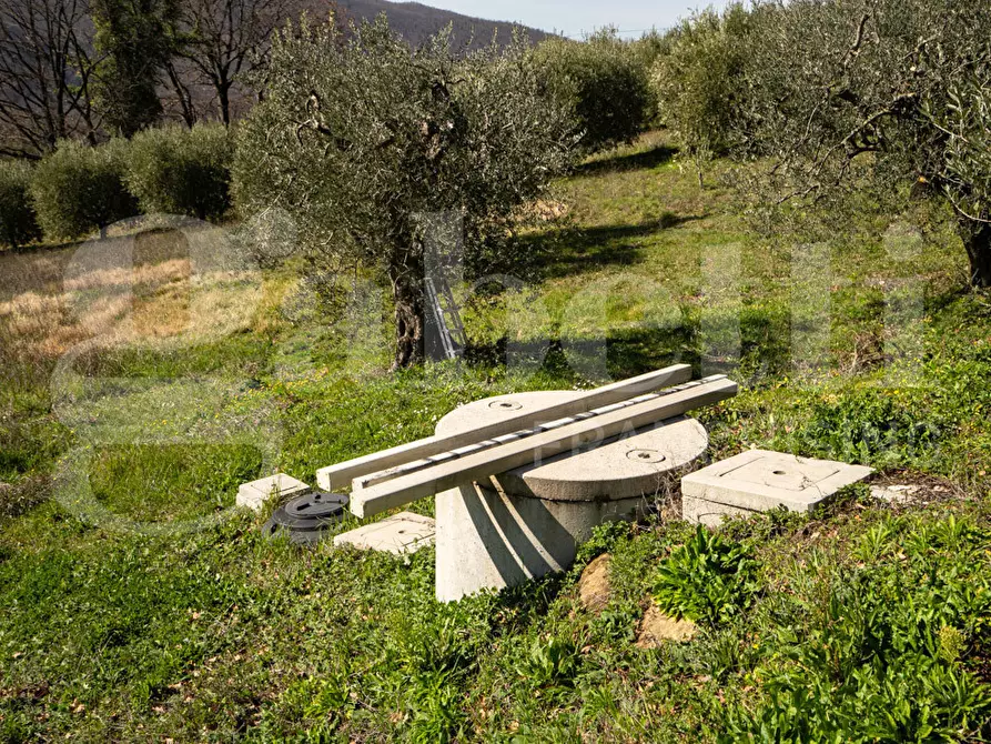 Immagine 25 di Rustico / casale in vendita  in Via DON GIULIO BARBANI, 1 a Assisi