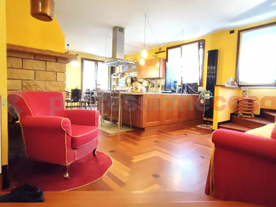 Immagine 17 di Appartamento in vendita  in Via cavour, 8 a Locate Di Triulzi