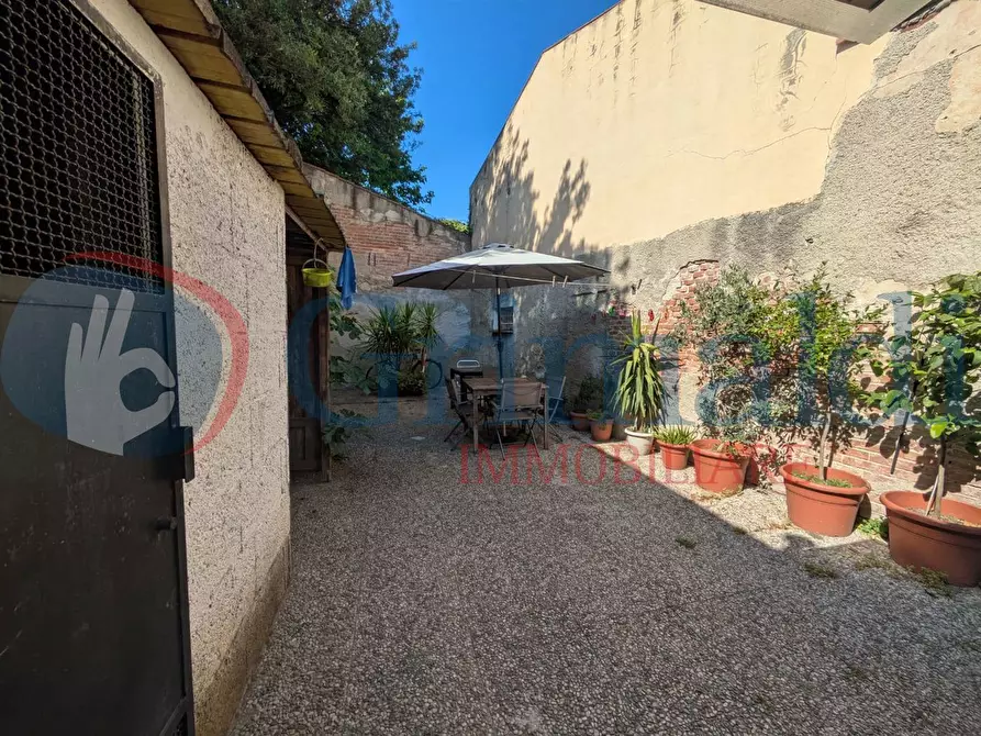 Immagine 30 di Magazzino in vendita  in Via del Testaio a Livorno