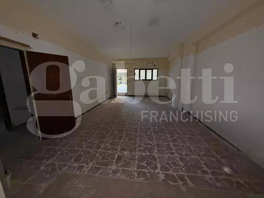 Immagine 7 di Magazzino in vendita  in Via S.S.18 Litoranea, snc a Gizzeria