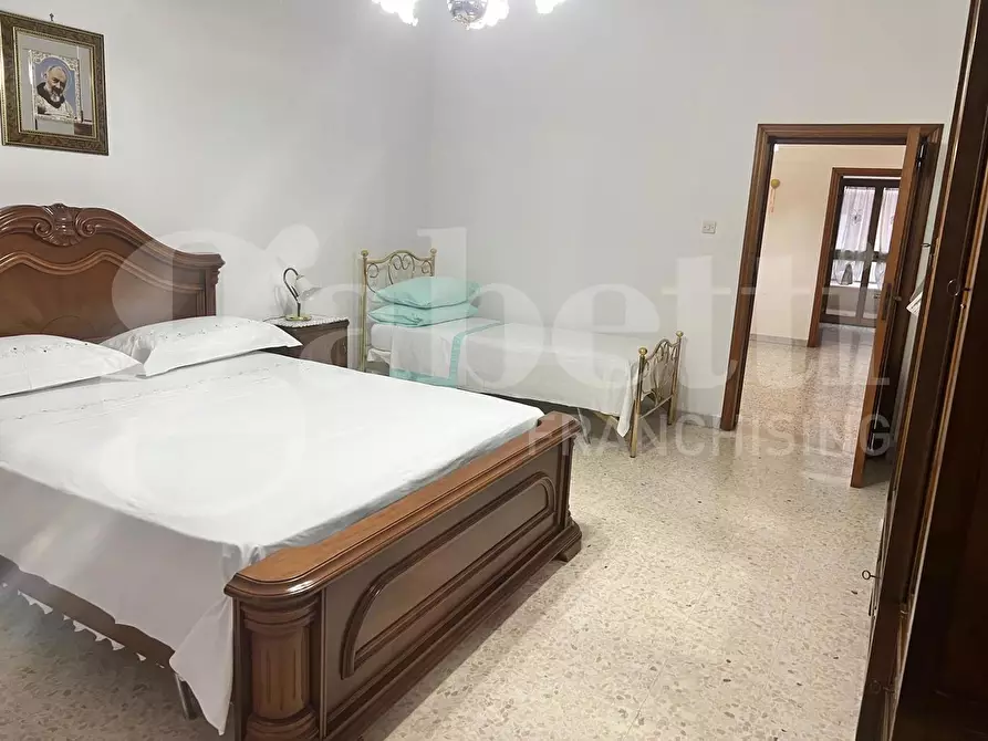 Immagine 2 di Appartamento in vendita  in Via RIMEMBRANZE, 143 a Montemesola