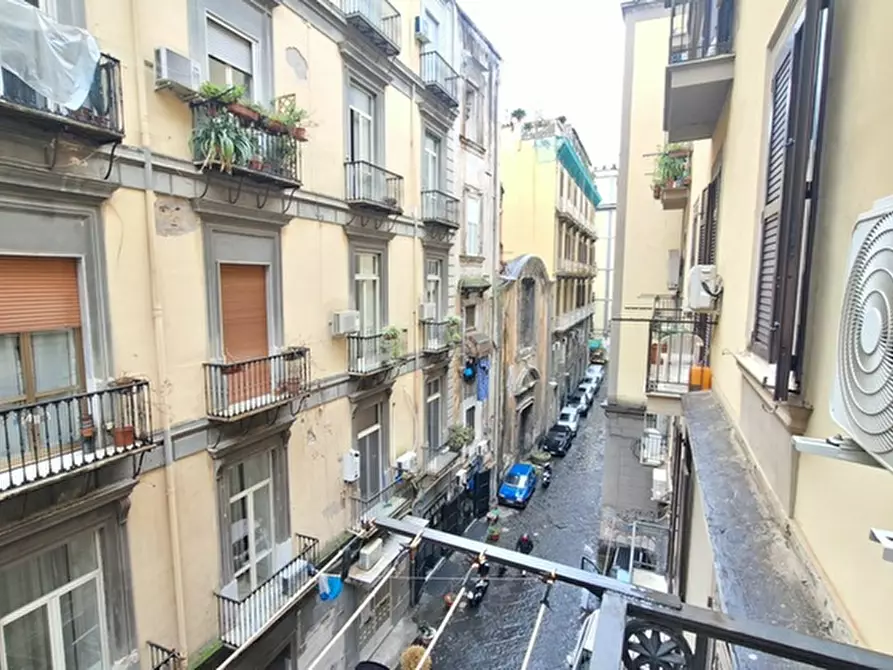 Immagine 17 di Appartamento in vendita  in Piazza Arcangelo Scacchi a Napoli