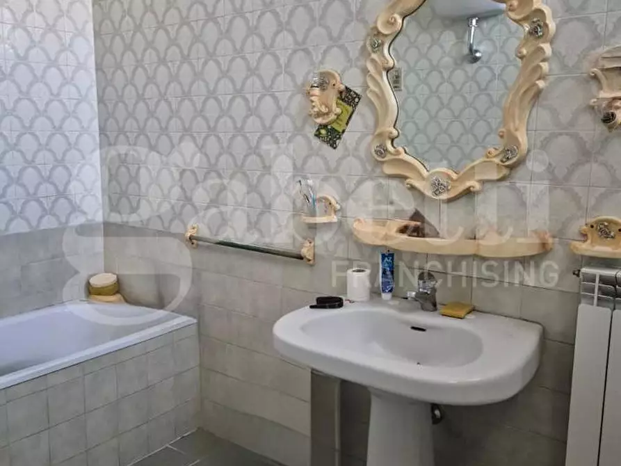 Immagine 19 di Appartamento in vendita  in Traversa Maresca, 14 a Torre Annunziata