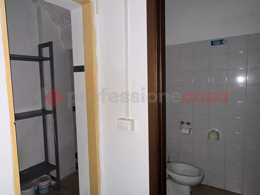 Immagine 11 di Negozio in affitto  in Via GIACOMO PUCCINI, 49/51 a Calenzano