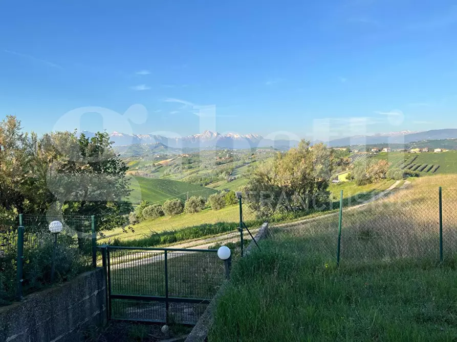 Immagine 28 di Casa indipendente in vendita  in Contrada Veroni, 12 a Mosciano Sant'angelo