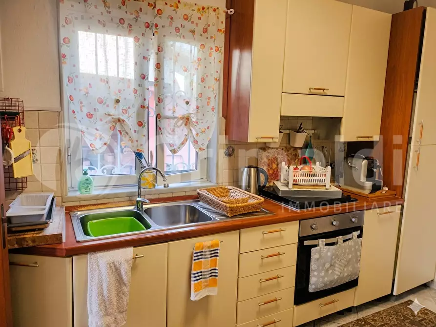 Immagine 9 di Villa in vendita  in Via ALTETA a Massa