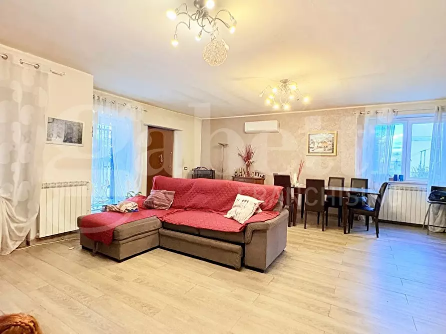 Immagine 19 di Villa in vendita  in Via Calcarelli, 10 a Artena