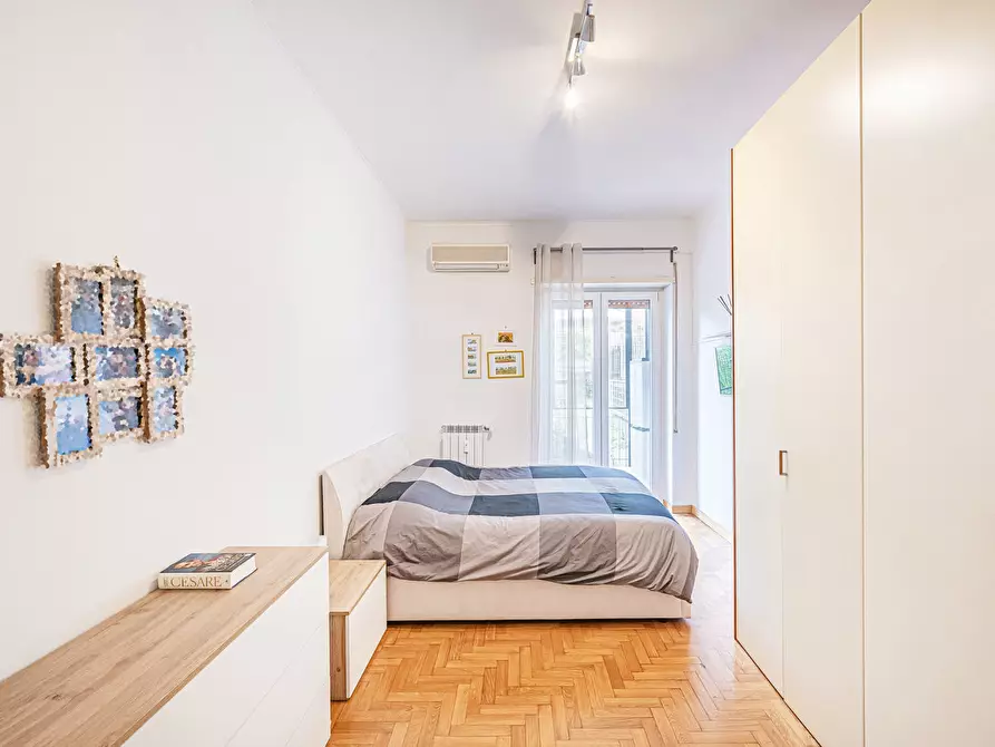 Immagine 7 di Appartamento in vendita  in Via Leonardo da Vinci, 197 a Roma