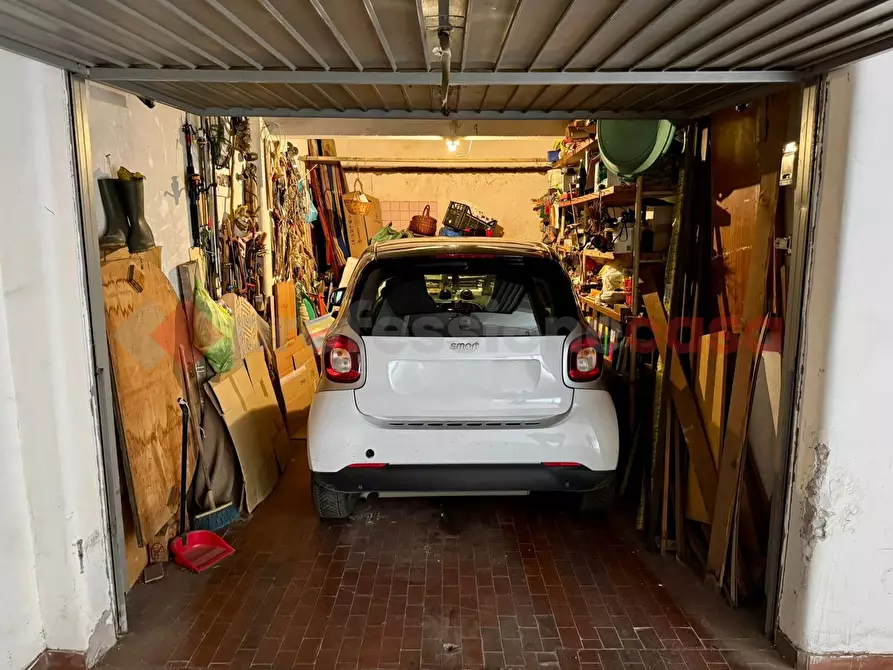 Immagine 31 di Appartamento in vendita  in Via Mattia Battistini, 491 a Roma