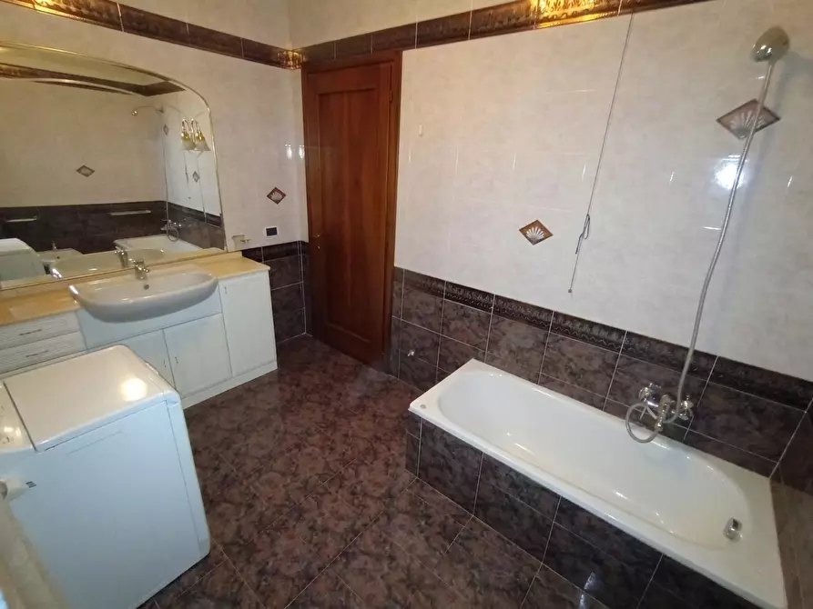 Immagine 14 di Appartamento in vendita  in Via Cavarzere, Piazza Vittorio Emanuele II, 00 a Cavarzere