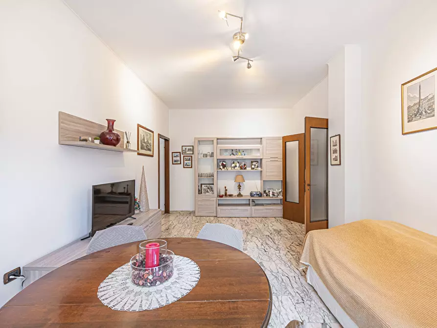 Immagine 4 di Appartamento in vendita  in Via Leonardo da Vinci, 197 a Roma