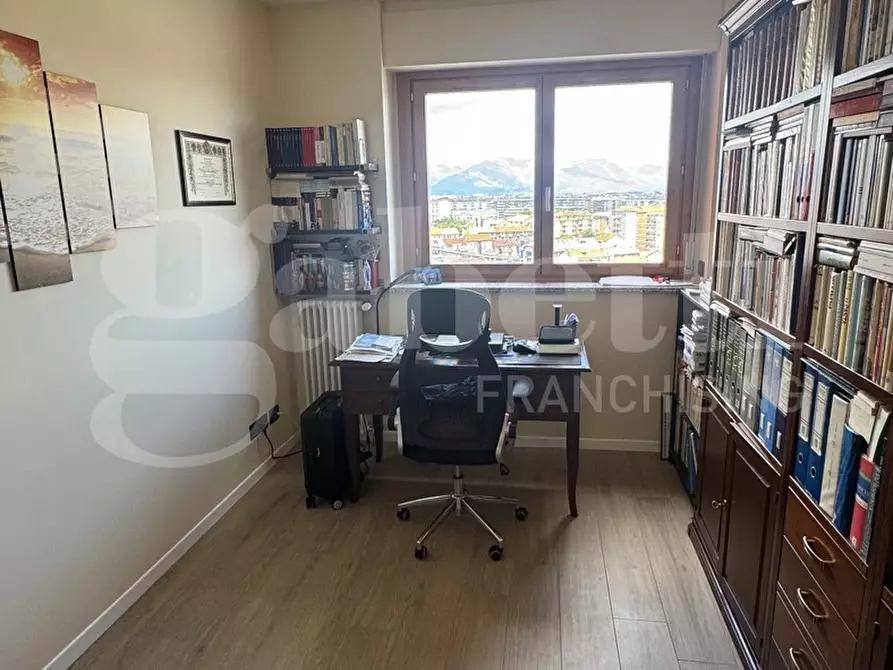 Immagine 26 di Attico in vendita  in Piazza DELLA COSTITUZIONE, 39 a Torino