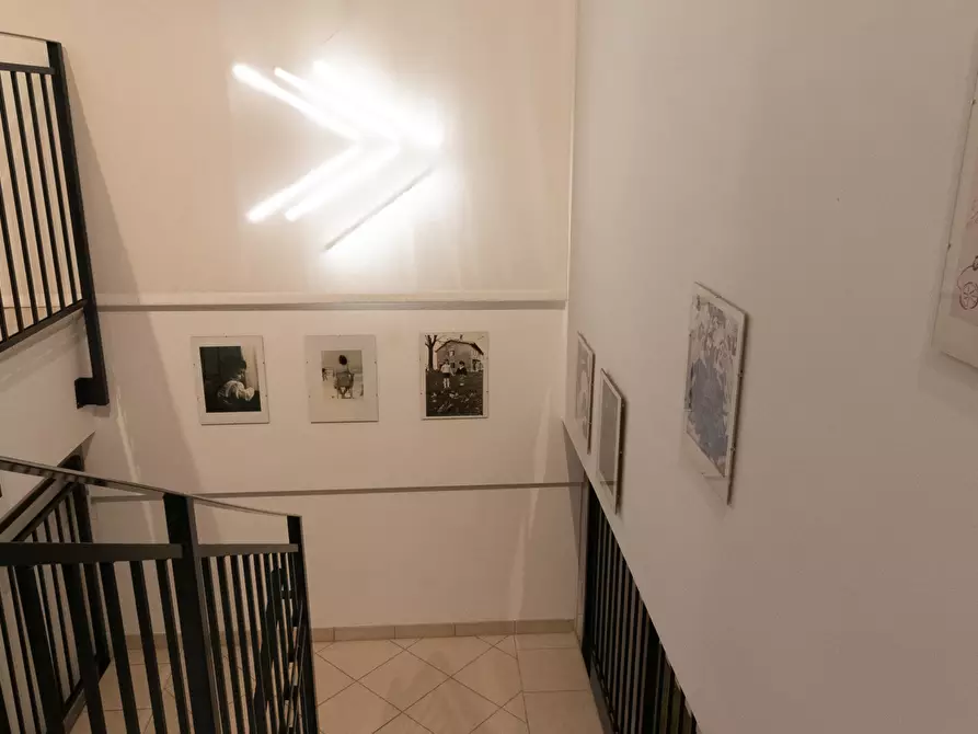 Immagine 22 di Negozio in vendita  in Via della Pietra, 10/A a Bologna