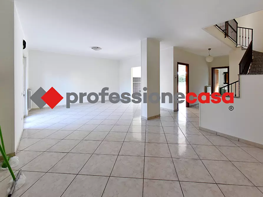 Immagine 27 di Villetta a schiera in vendita  in Via Ugo Foscolo, 36 a Santa Maria Capua Vetere