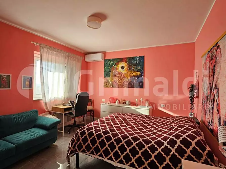 Immagine 17 di Appartamento in vendita  in Via UNGARETTI, SNC a Inverno E Monteleone