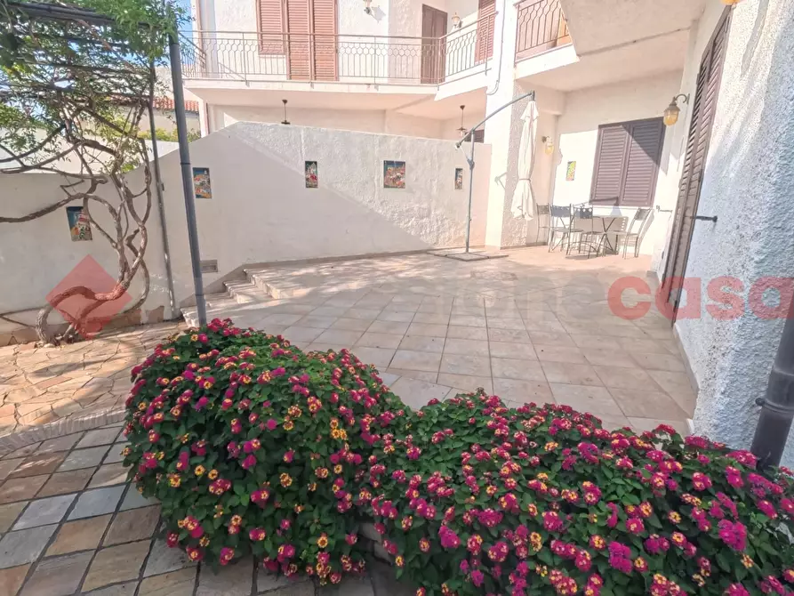 Immagine 4 di Villa in vendita  in Via Villaggio Magna Grecia,, 2 a Motta San Giovanni