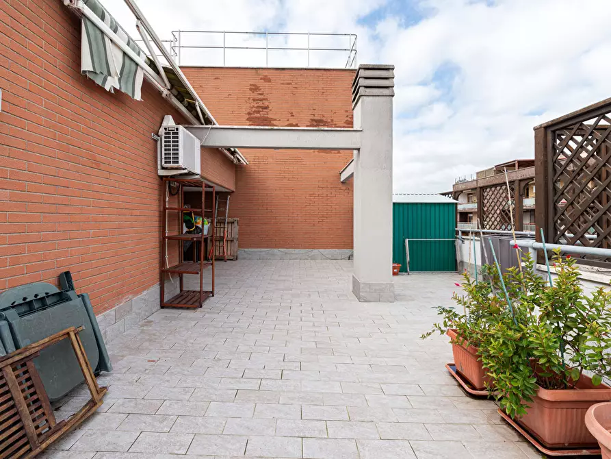Immagine 23 di Appartamento in vendita  in Via di Dragoncello, 497 a Roma