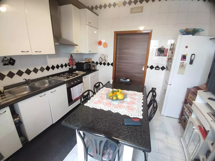 Immagine 27 di Appartamento in vendita  in Via cimarosa a Villa Literno