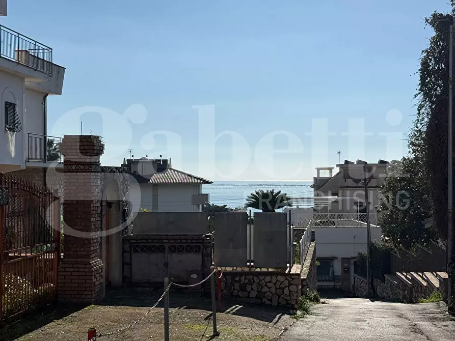 Immagine 26 di Casa bifamiliare in affitto  in Via Tevere, Parco Laura, s.n.c. a Formia