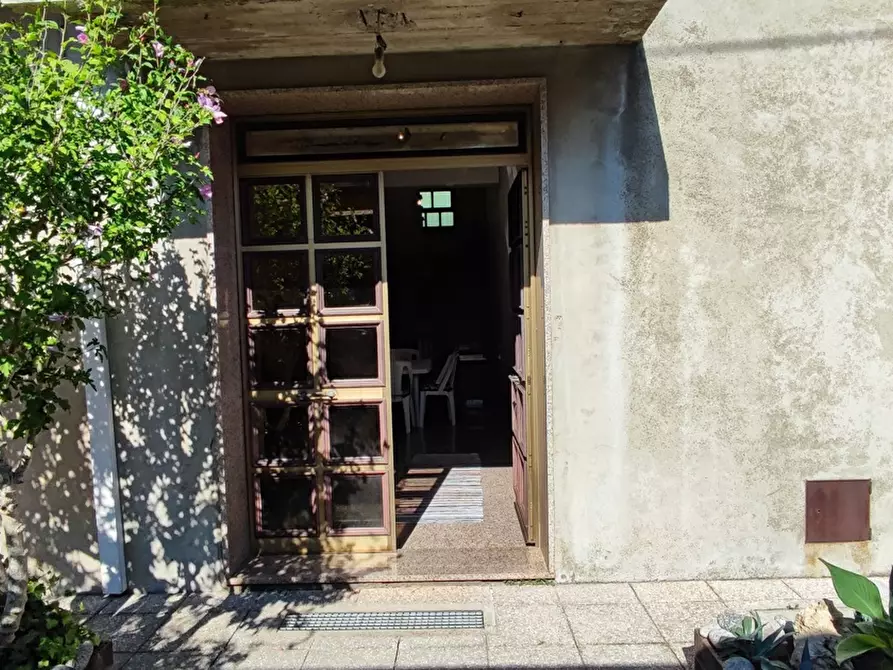 Immagine 2 di Appartamento in vendita  in Via DELLE ROSE, 4 a Girifalco