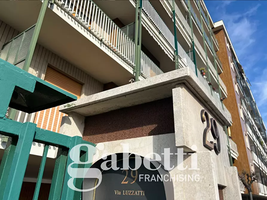 Immagine 22 di Appartamento in vendita  in Via Luzzatti, 29 a Torino