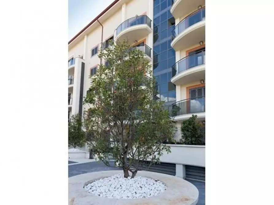 Immagine 2 di Appartamento in vendita  in Via Padre Massaruti, 145 a Roma