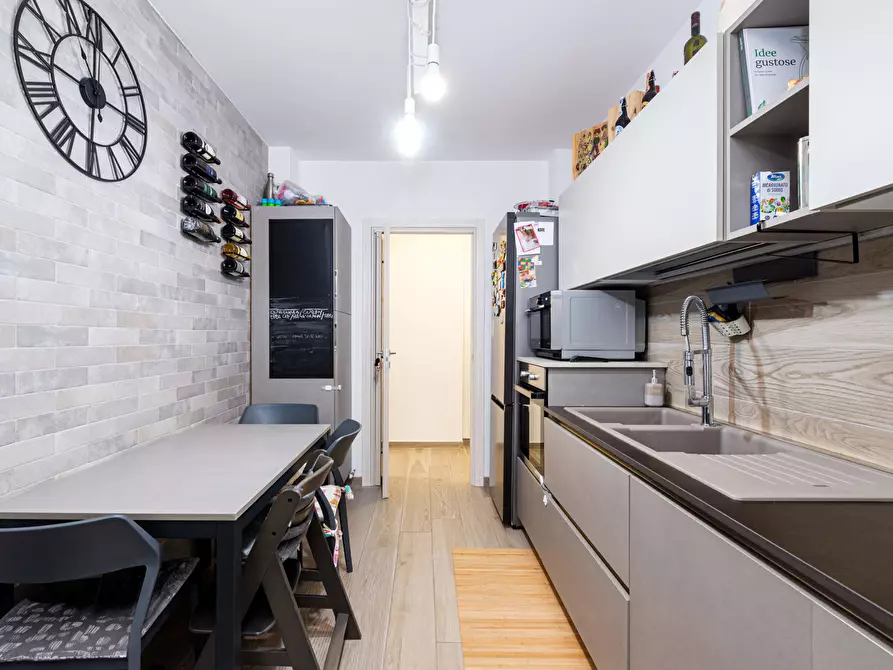 Immagine 10 di Appartamento in vendita  in Via di Dragoncello, 497 a Roma