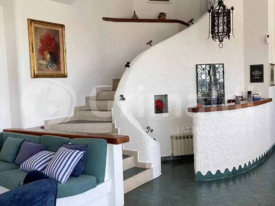 Immagine 4 di Villa in vendita  in Via di Valle Yorio a Castelnuovo Di Porto