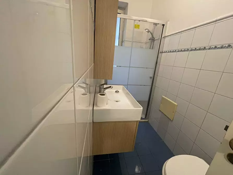 Immagine 11 di Appartamento in affitto  in Via Pietro Castellino a Napoli