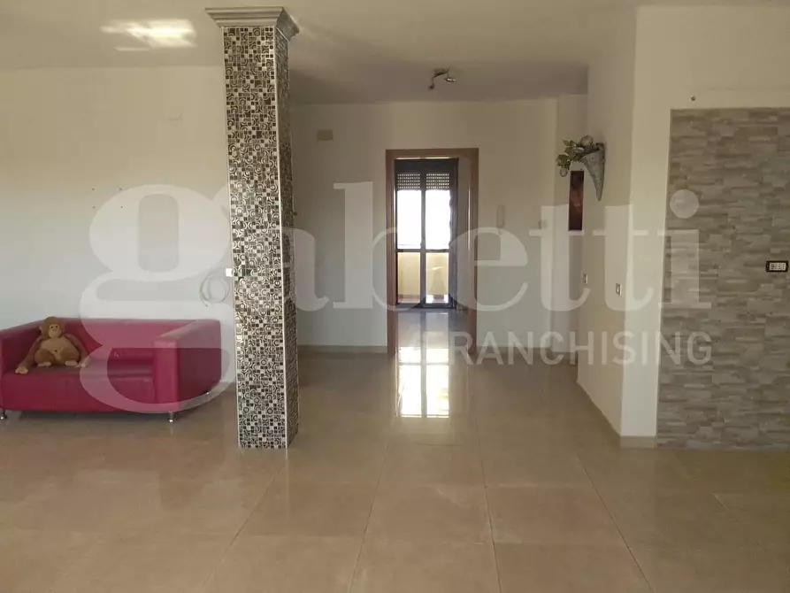 Immagine 2 di Appartamento in vendita  in Piazza G.B.TEDESCO, 7 a Taranto