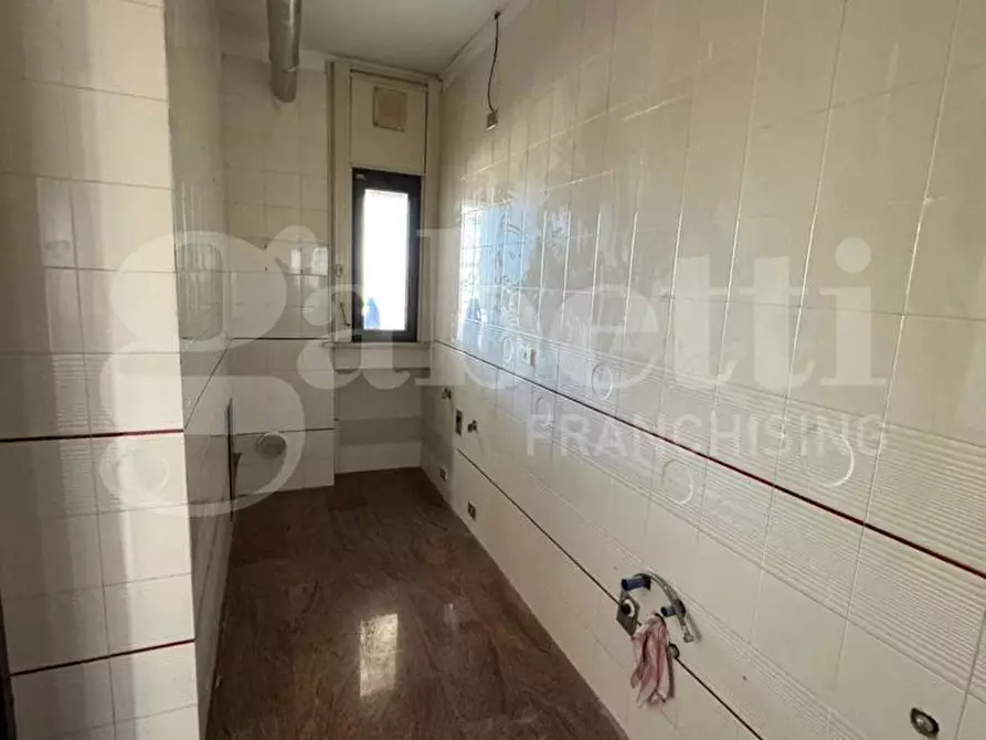 Immagine 9 di Appartamento in vendita  in Via Cesare Diomede Fresa a Bari