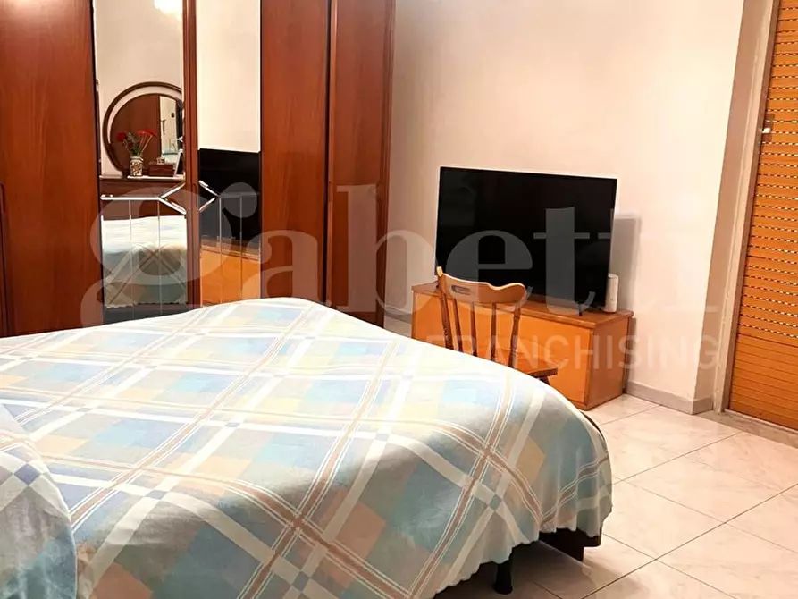 Immagine 10 di Appartamento in vendita  in Via Parmenide a Napoli