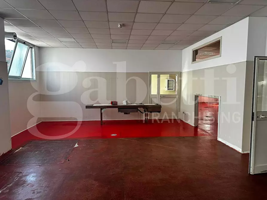 Immagine 21 di Capannone industriale in vendita  in Via Dei Calafati a Molfetta