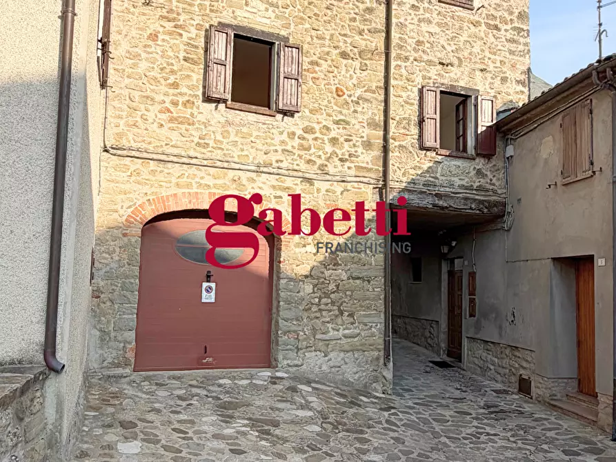 Immagine 15 di Appartamento in vendita  in Via Borgo Mazzini a Talamello