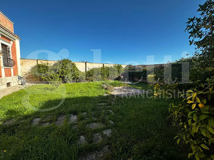 Immagine 6 di Villa in vendita  in Via Carrara Lama Di Macina a Bisceglie