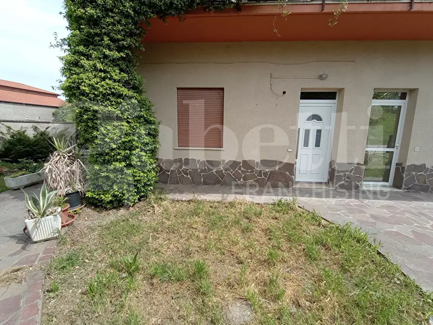 Immagine 15 di Appartamento in vendita  in Via Boscochiaro, Viale della Liberazione, 3 a Cavarzere