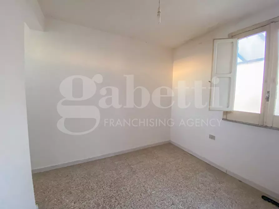 Immagine 17 di Palazzo in vendita  in Via marsala, 16 a Pachino