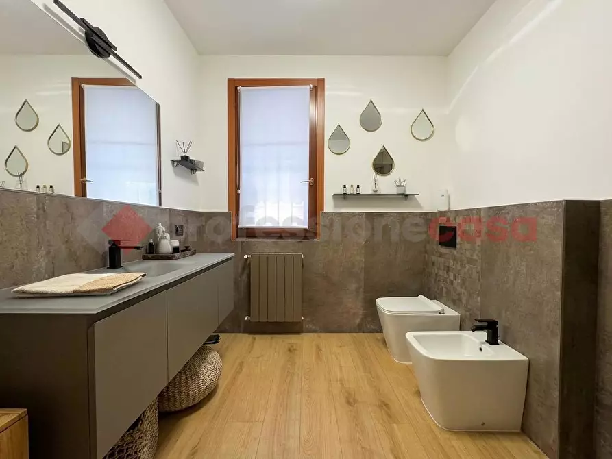 Immagine 9 di Villetta a schiera in vendita  in Via togliatti, 3 a Casalgrande
