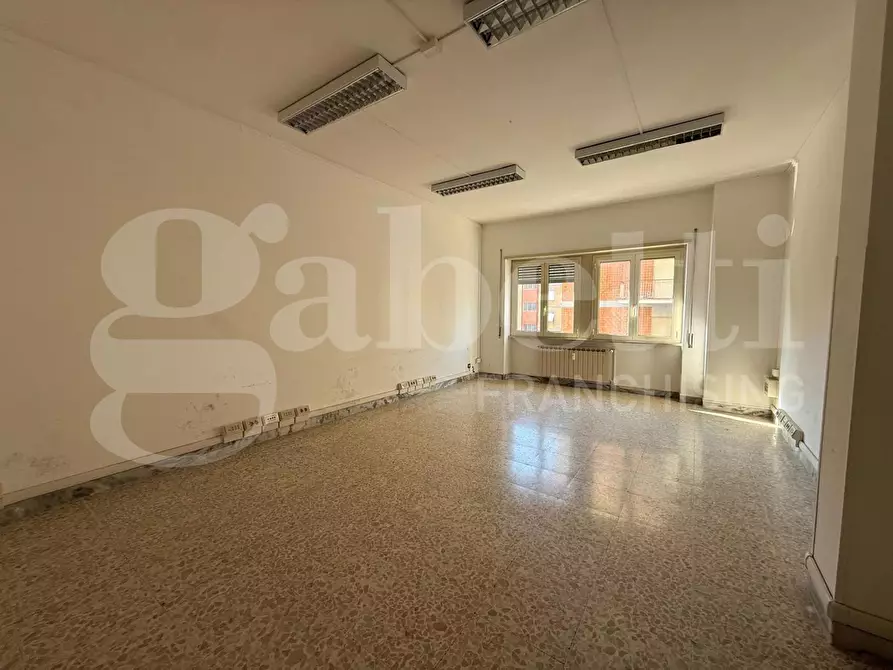 Immagine 23 di Ufficio in vendita  in Via dei salici, 65 a Rieti